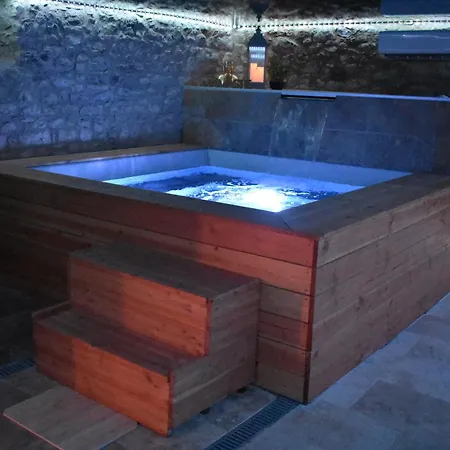 Domaine De Gourgounet à La Ferme, De Groupe 25 Couchages Avec Piscine Privative Casa vacanze Villefloure