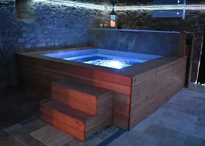 Domaine De Gourgounet A La Ferme, De Groupe 25 Couchages Avec Piscine Privative 펜션 Villefloure