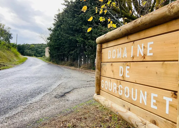 펜션 Domaine De Gourgounet A La Ferme, De Groupe 25 Couchages Avec Piscine Privative Villefloure