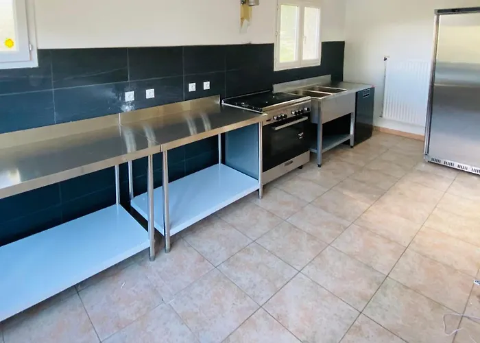 Domaine De Gourgounet A La Ferme, De Groupe 25 Couchages Avec Piscine Privative * Villefloure